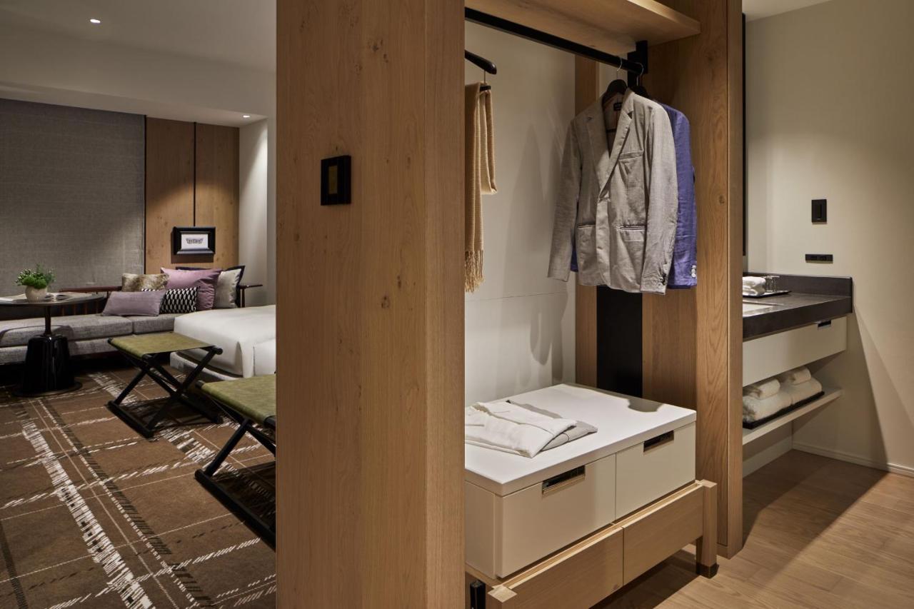 Hyatt Centric Kanazawa Eksteriør bilde A guest room at the hotel
